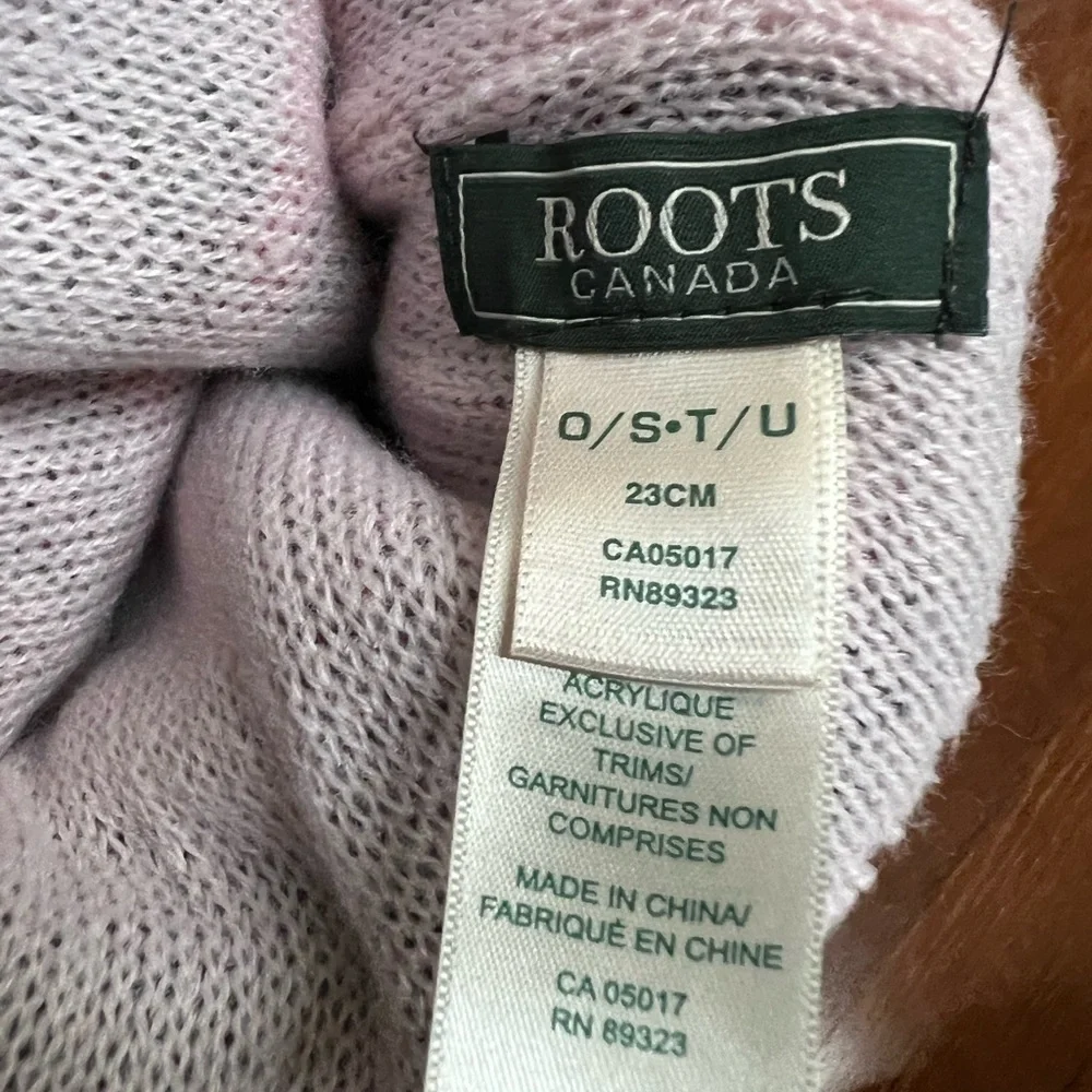 Roots Canada Kids Knit Beanie Set of 2 Gray and Pink Girls 23cm winter ski